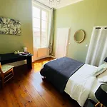 Domaine Du Baraillot - Chambres & Table D'Hotes, Soiree Etape 3* Aiguillon