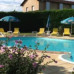 Domaine Du Baraillot - Chambres & Table D'Hotes, Soiree Etape 3* Aiguillon