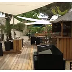 Bed & Breakfast Domaine Du Baraillot - Chambres & Table D'Hotes, Soiree Etape 3*