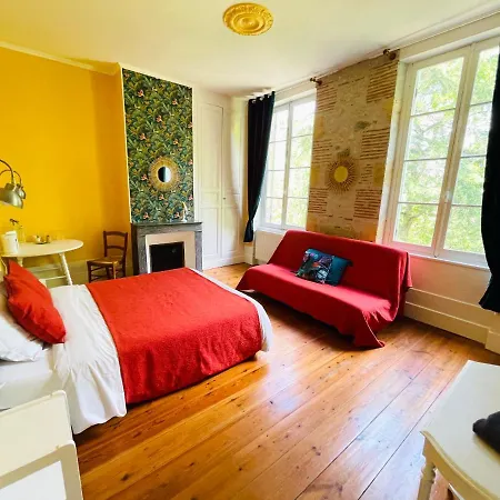 Domaine Du Baraillot - & Table D'hotes, Soiree Etape Bed & Breakfast