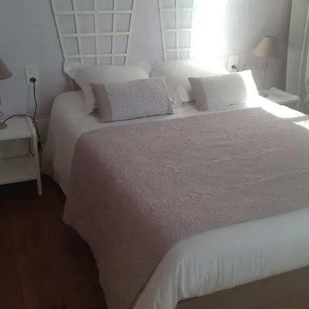 Bed & Breakfast Domaine Le Baraillot, Et Repas D'hôtes, Soirée étape 3*
