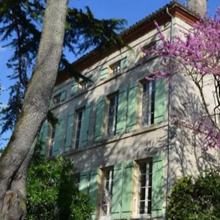 Bed & Breakfast Domaine Le Baraillot, Et Repas D'hôtes, Soirée étape 3*