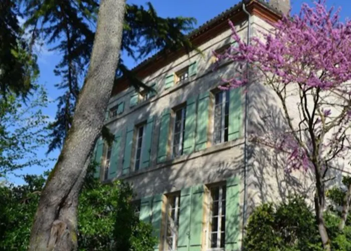 Bed and Breakfast Domaine Le Baraillot, Et Repas D'hotes, Soiree Etape 4*