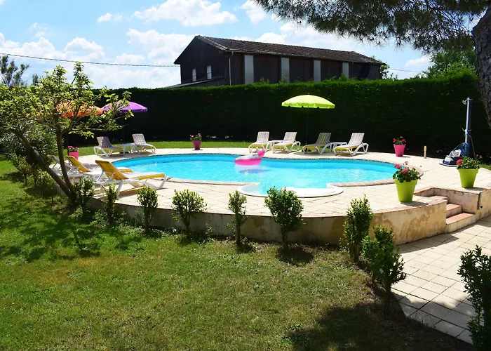 Domaine Le Baraillot, Et Repas D'hotes, Soiree Etape Bed and Breakfast