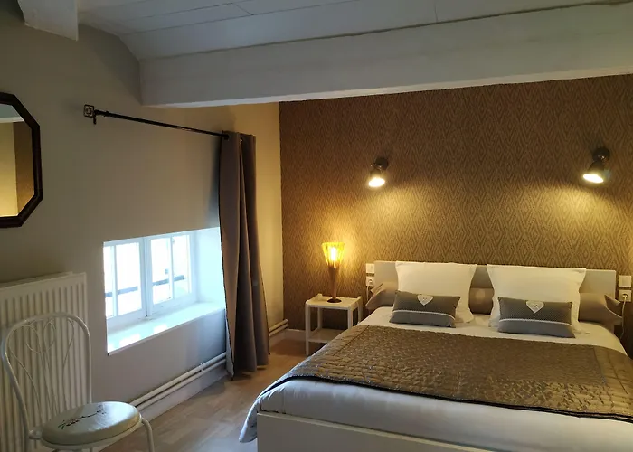 Domaine Le Baraillot, Et Repas D'hotes, Soiree Etape 4*